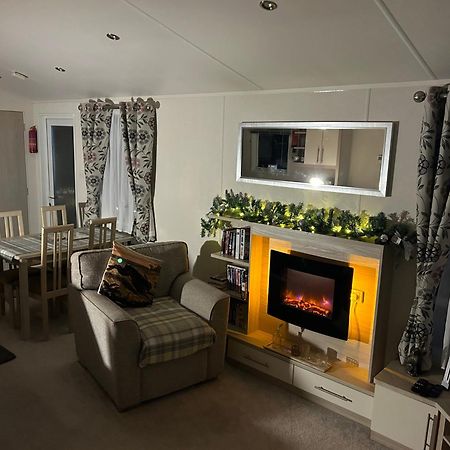 Hares Haven Pet Friendly Sleeps 6 Villa Kingston upon Hull Bagian luar foto
