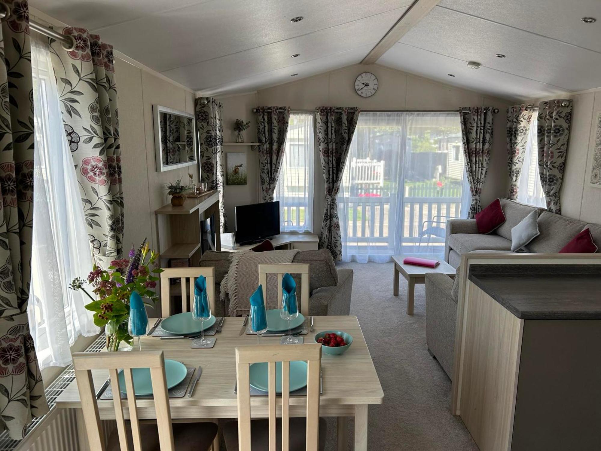 Hares Haven Pet Friendly Sleeps 6 Villa Kingston upon Hull Bagian luar foto